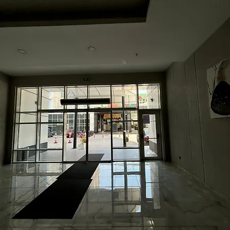 Sky Angel Apartment *